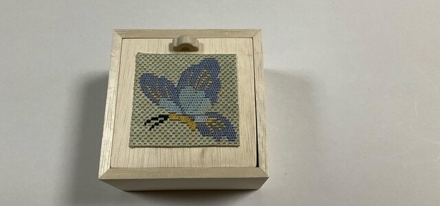 404104F6-41FA-4A95-8F5F-3D2B6CCD8F07