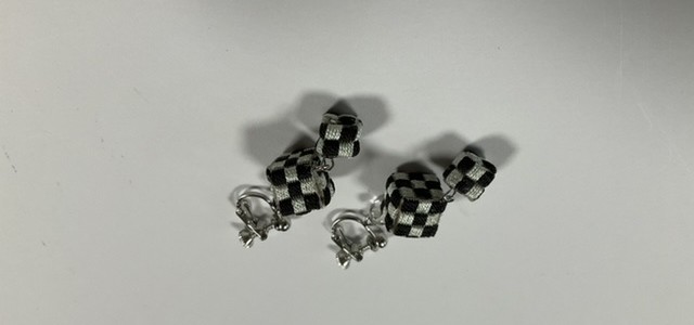 6293C337-A96A-4213-AA09-6E613498741E